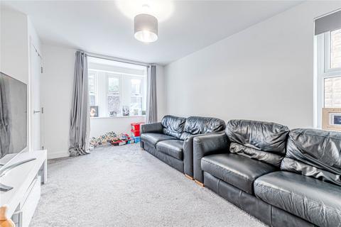 3 bedroom semi-detached house for sale, Albion Close, Bradford, West Yorkshire